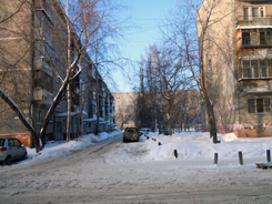 Город: жилой район зимой